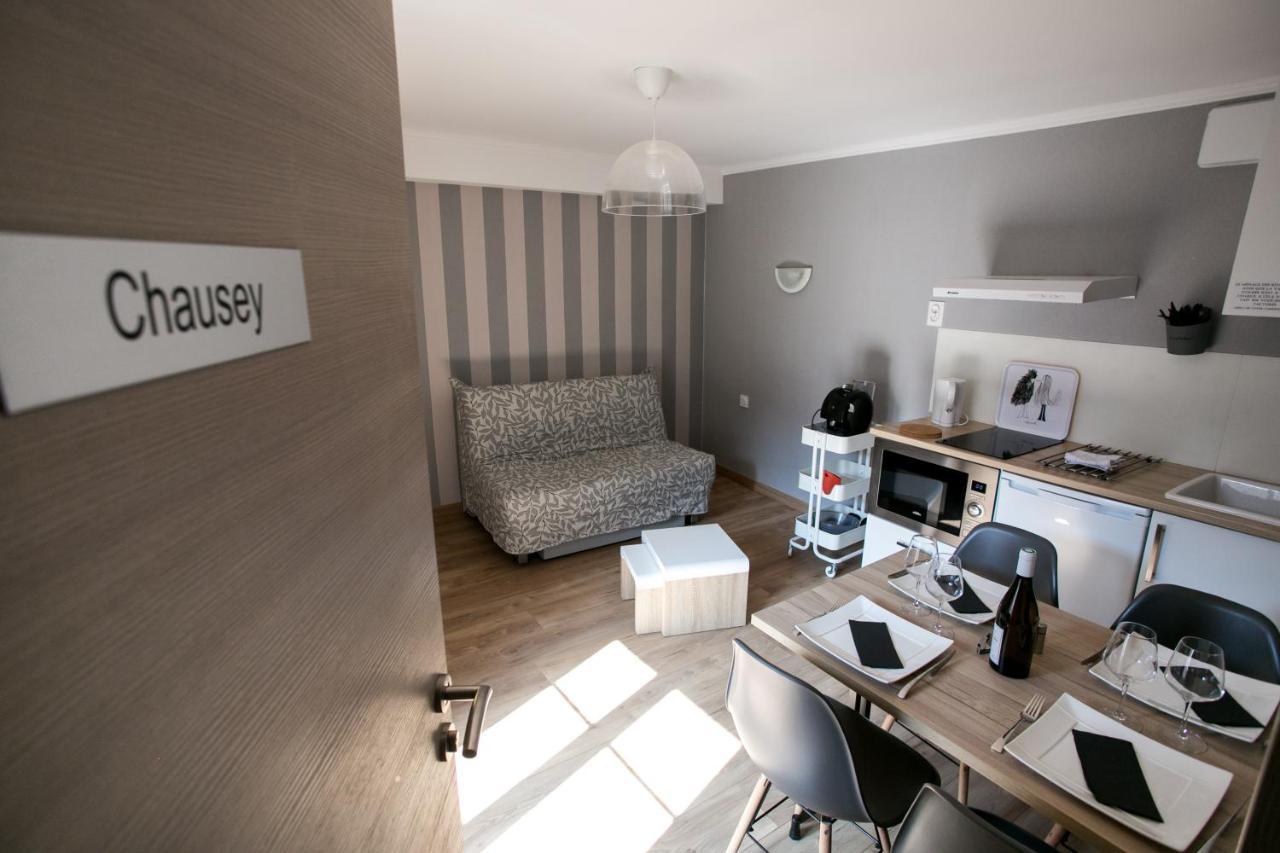 Le Cotentin Appart'Hotels & Restaurant Le Cot' Portbail Bagian luar foto