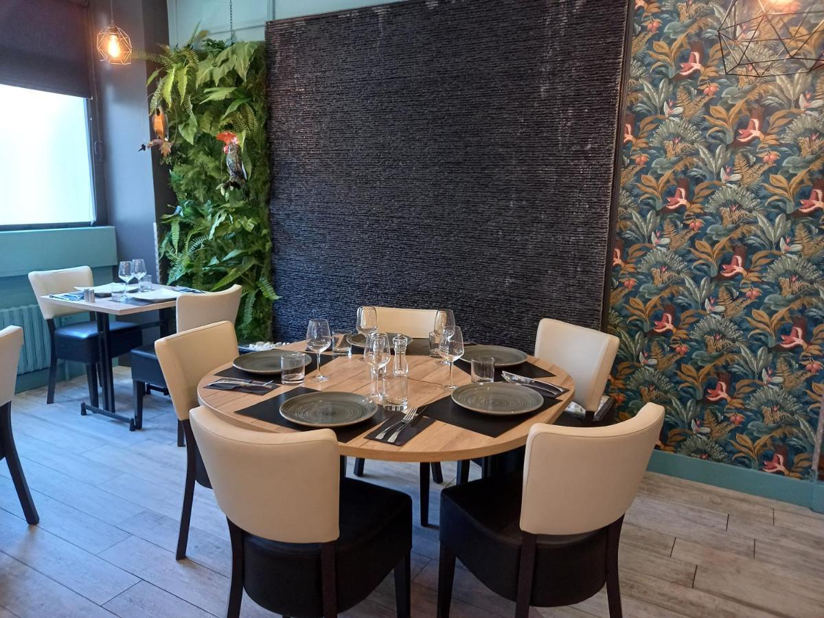 Le Cotentin Appart'Hotels & Restaurant Le Cot' Portbail Bagian luar foto