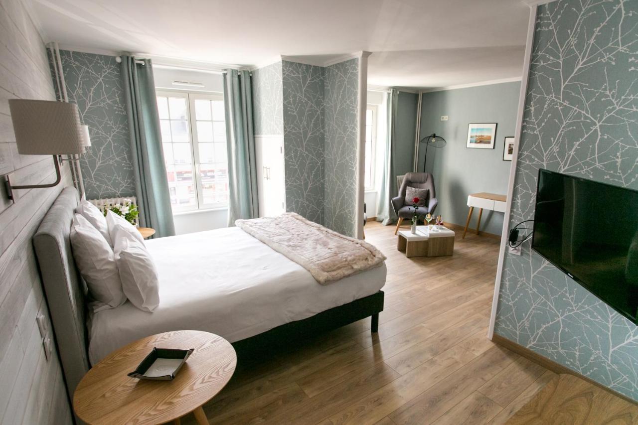 Le Cotentin Appart'Hotels & Restaurant Le Cot' Portbail Bagian luar foto