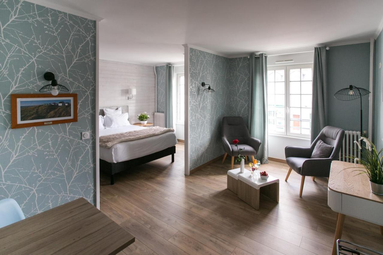 Le Cotentin Appart'Hotels & Restaurant Le Cot' Portbail Bagian luar foto