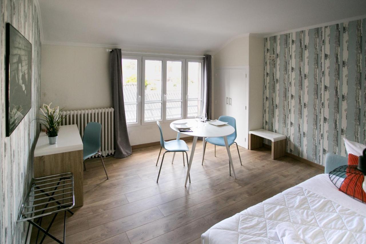Le Cotentin Appart'Hotels & Restaurant Le Cot' Portbail Bagian luar foto