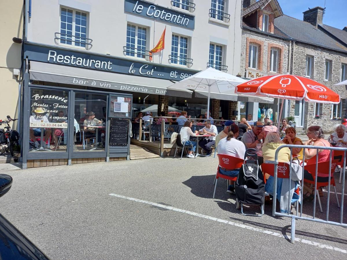 Le Cotentin Appart'Hotels & Restaurant Le Cot' Portbail Bagian luar foto