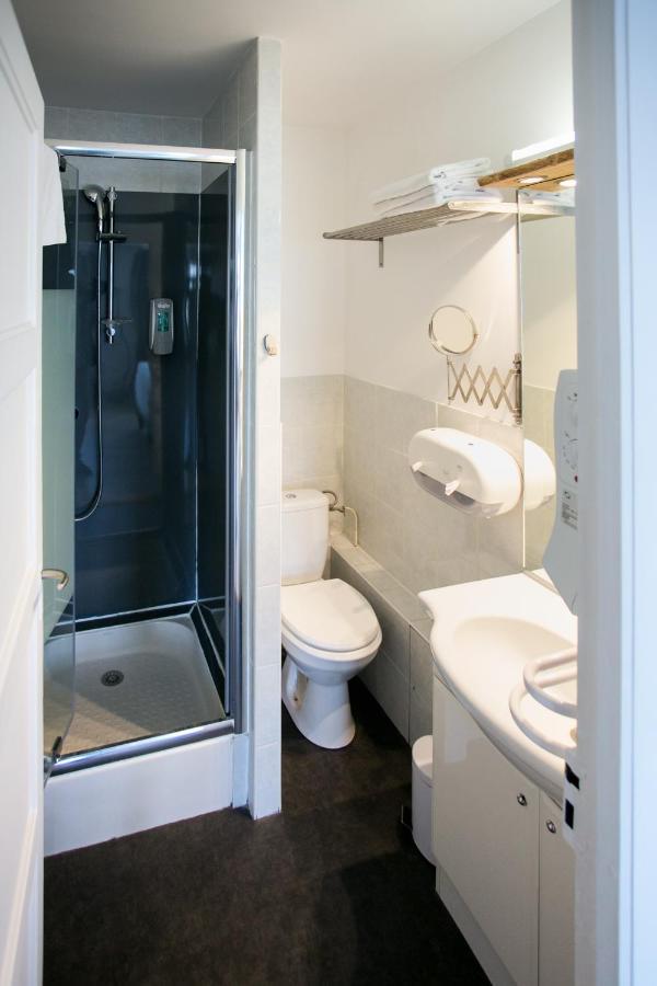 Le Cotentin Appart'Hotels & Restaurant Le Cot' Portbail Bagian luar foto